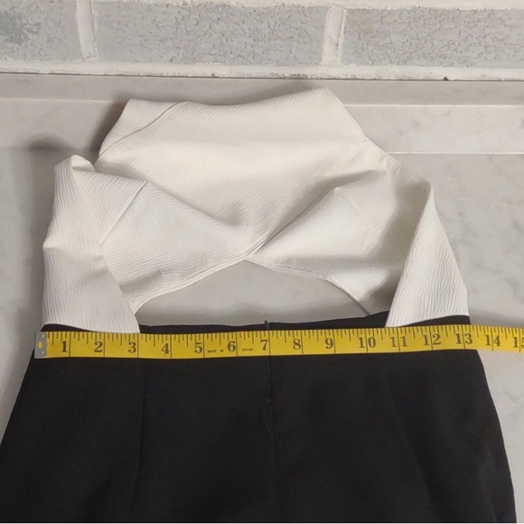 Solace London Women's Diane Backless Halter Crossover Front Jumpsuit Size 6 - Picture 8 of 11